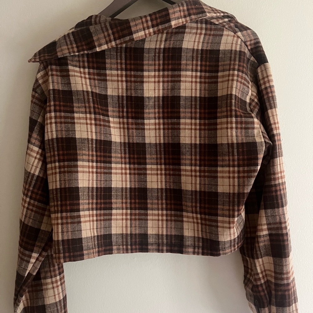 Windsor Tan and Brown Plaid Crop Top - Picture 2 of 3